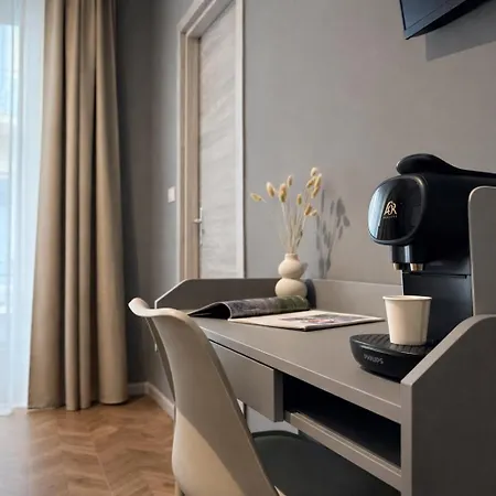 Bed & Breakfast Parini 4*